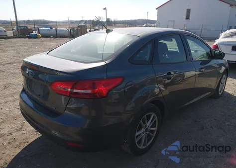 2018 Ford Focus Se z USA, uszkodzony, nr VIN 1FADP3F29JL285228